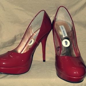 STEVE MADDEN RED PLATFORM HEELS